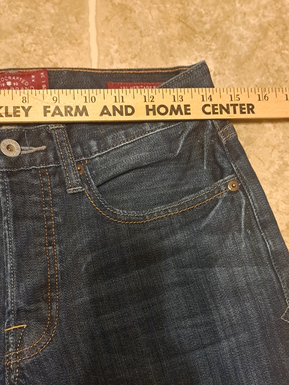 Lucky Brand Women's Slim Straight Dark Indigo Jeans. Size 28. - Picture 6 of 12